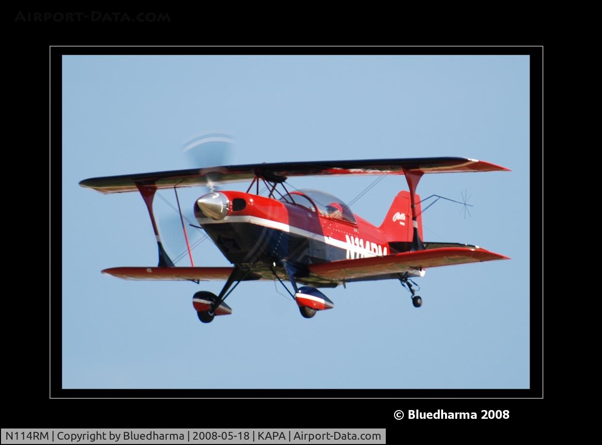 N114RM, 1999 Aviat Pitts S-2C Special C/N 6030, Pitts on approach to 17L.