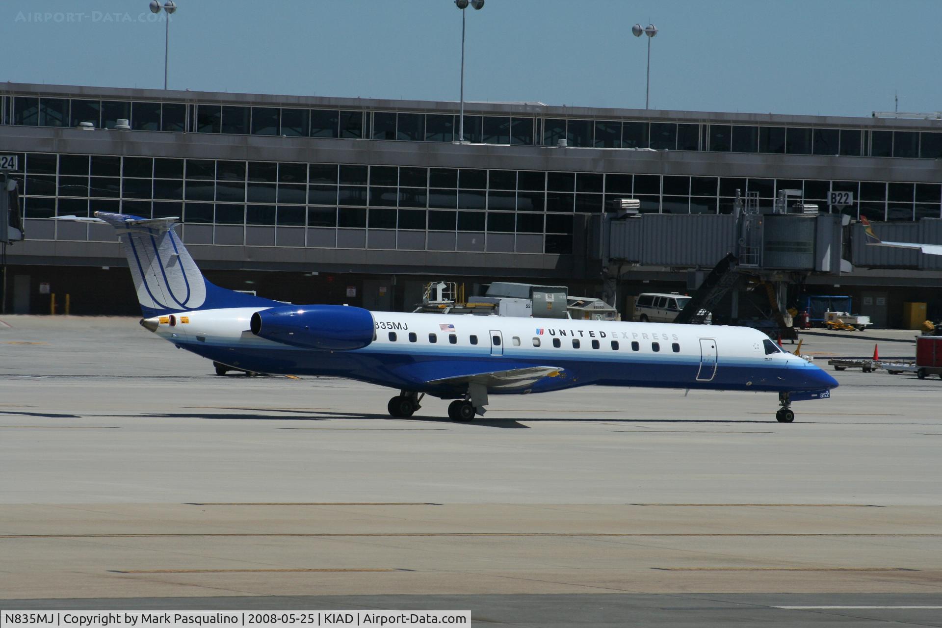 N835MJ, 2000 Embraer EMB-145LR C/N 145353, EMB-145LR