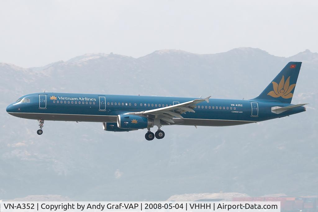 VN-A352, 2007 Airbus A321-231 C/N 3013, Vietnam Airlines A321-200