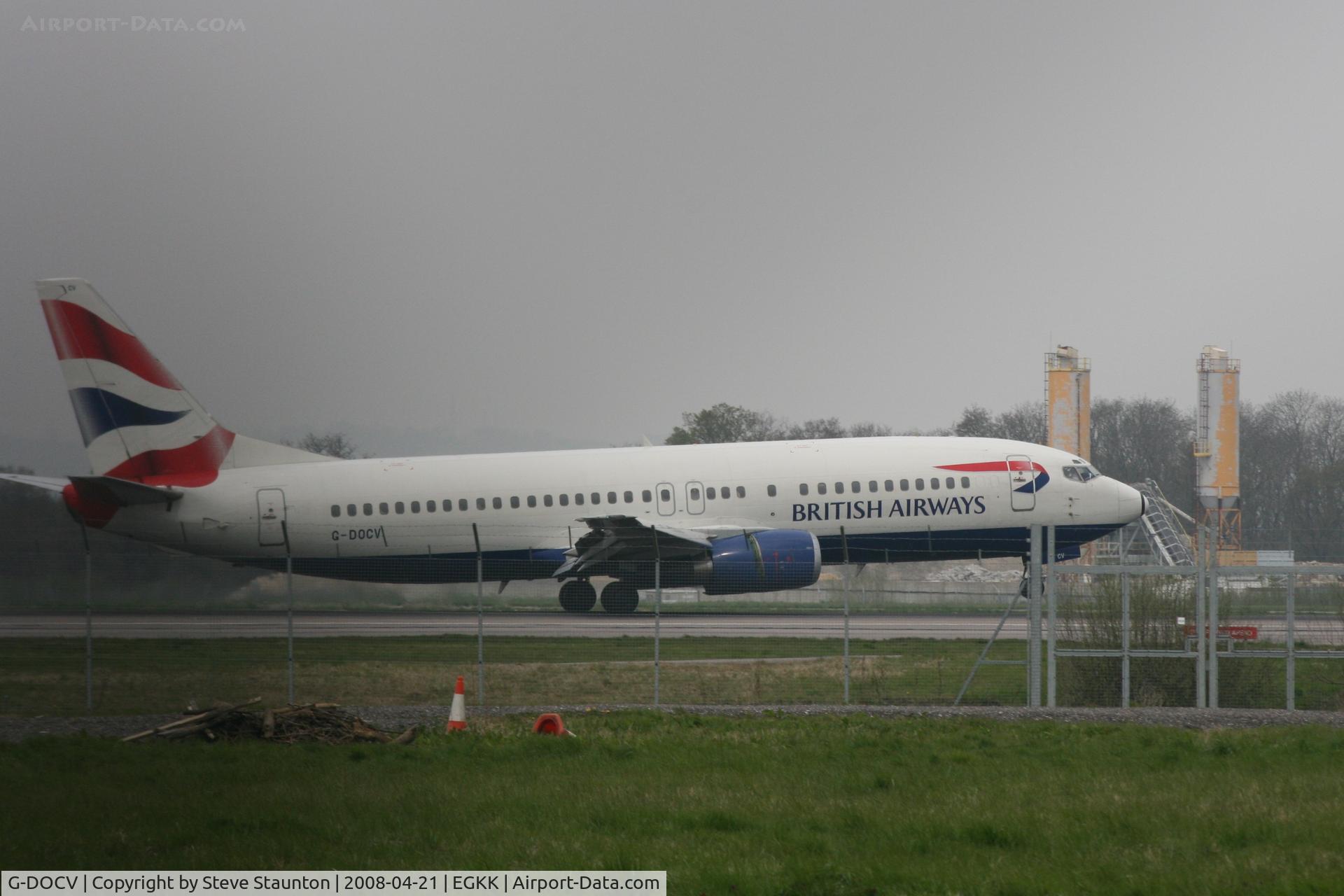 G-DOCV, 1992 Boeing 737-436 C/N 25855, Gatwick Airport 21/04/08 (married 19/04/08 - spotting two days later)