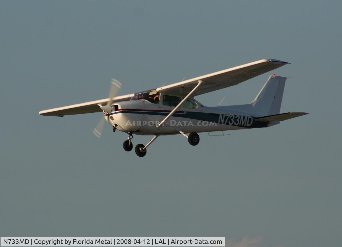N733MD, 1976 Cessna 172N C/N 17268390, Cessna 172