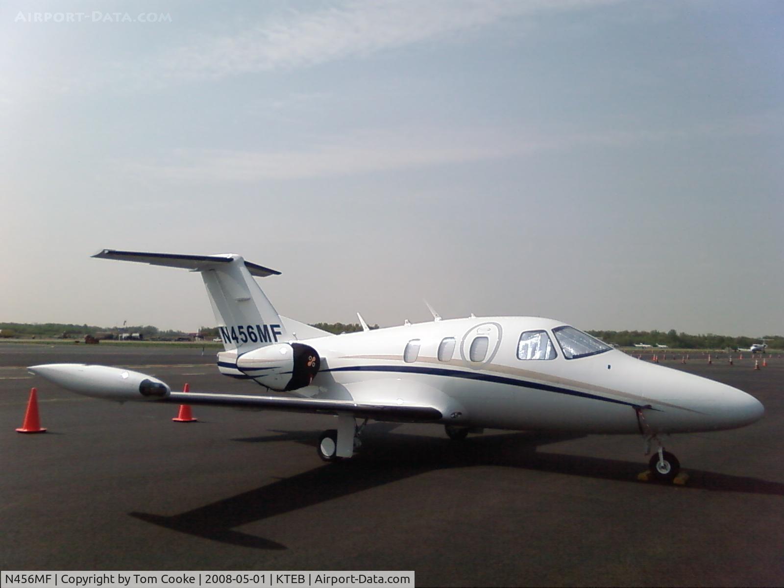 N456MF, 2007 Eclipse Aviation Corp EA500 C/N 000050, on the ramp at Atlantic Aviation