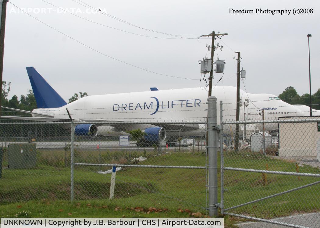 UNKNOWN, , This is a big aircraft- I was unable to get a tail number.