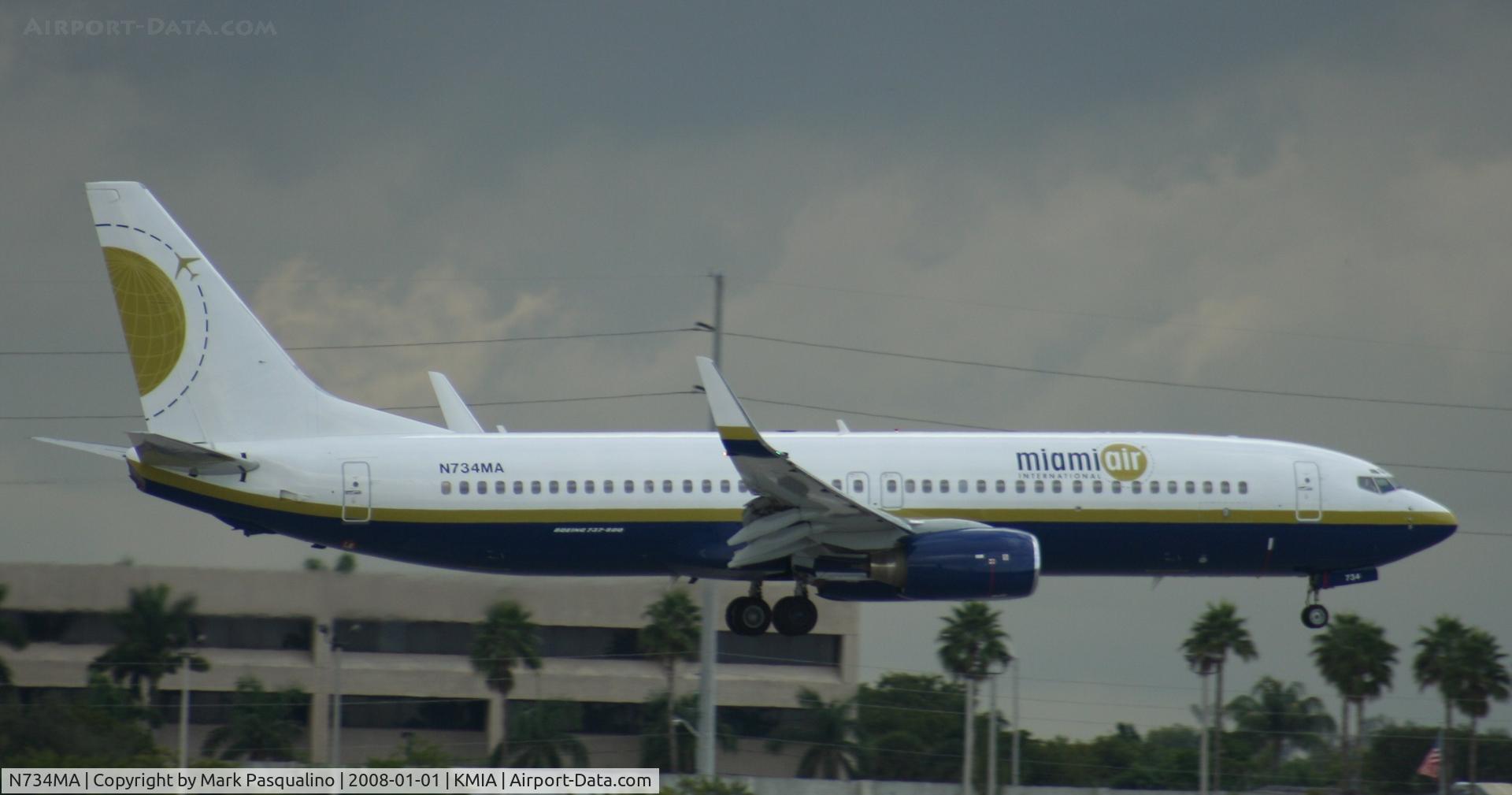N734MA, 2000 Boeing 737-8Q8 C/N 30039, Boeing 737-800