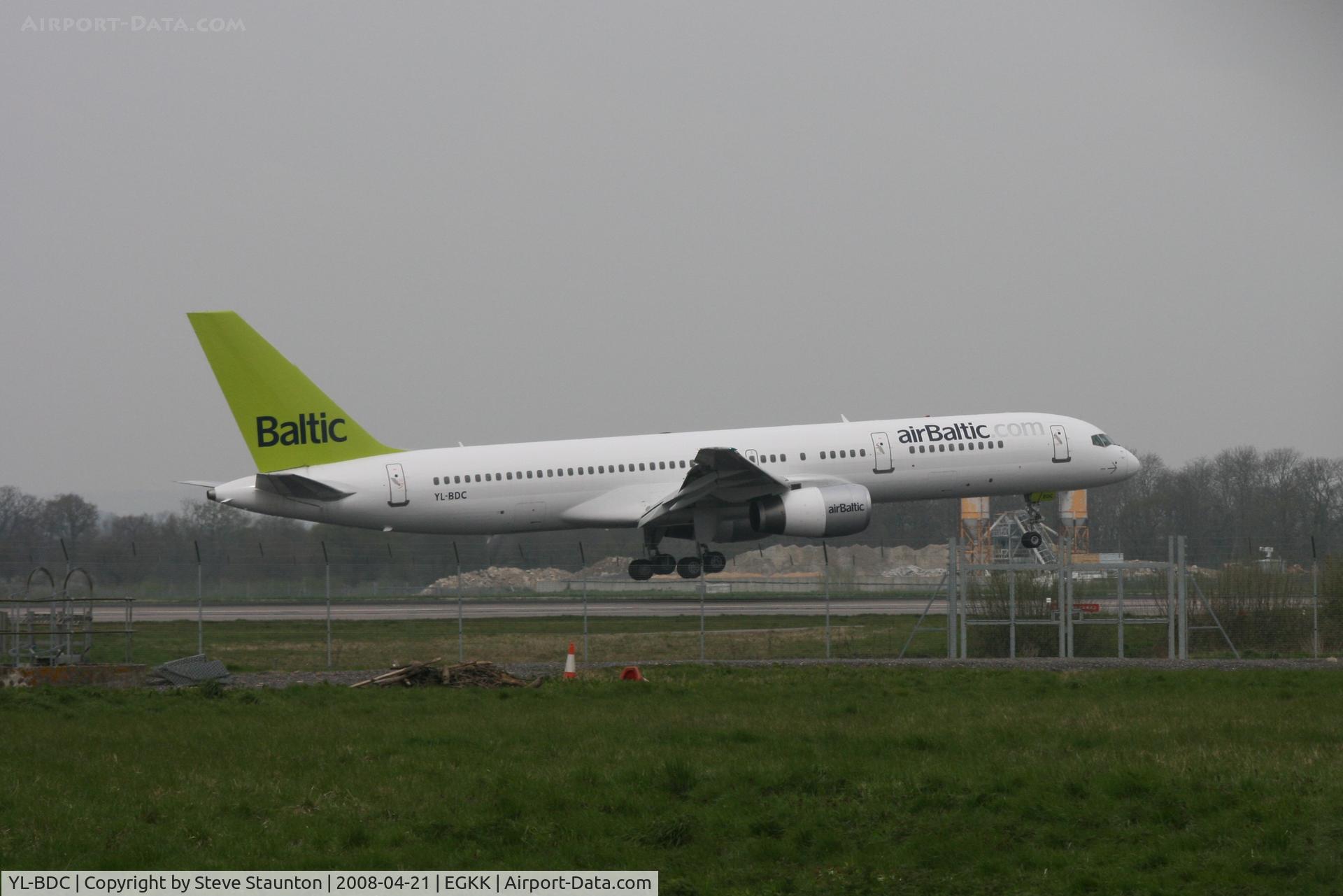 YL-BDC, 1999 Boeing 757-256 C/N 26253, Gatwick Airport 21/04/08 (married 19/04/08 - spotting two days later)