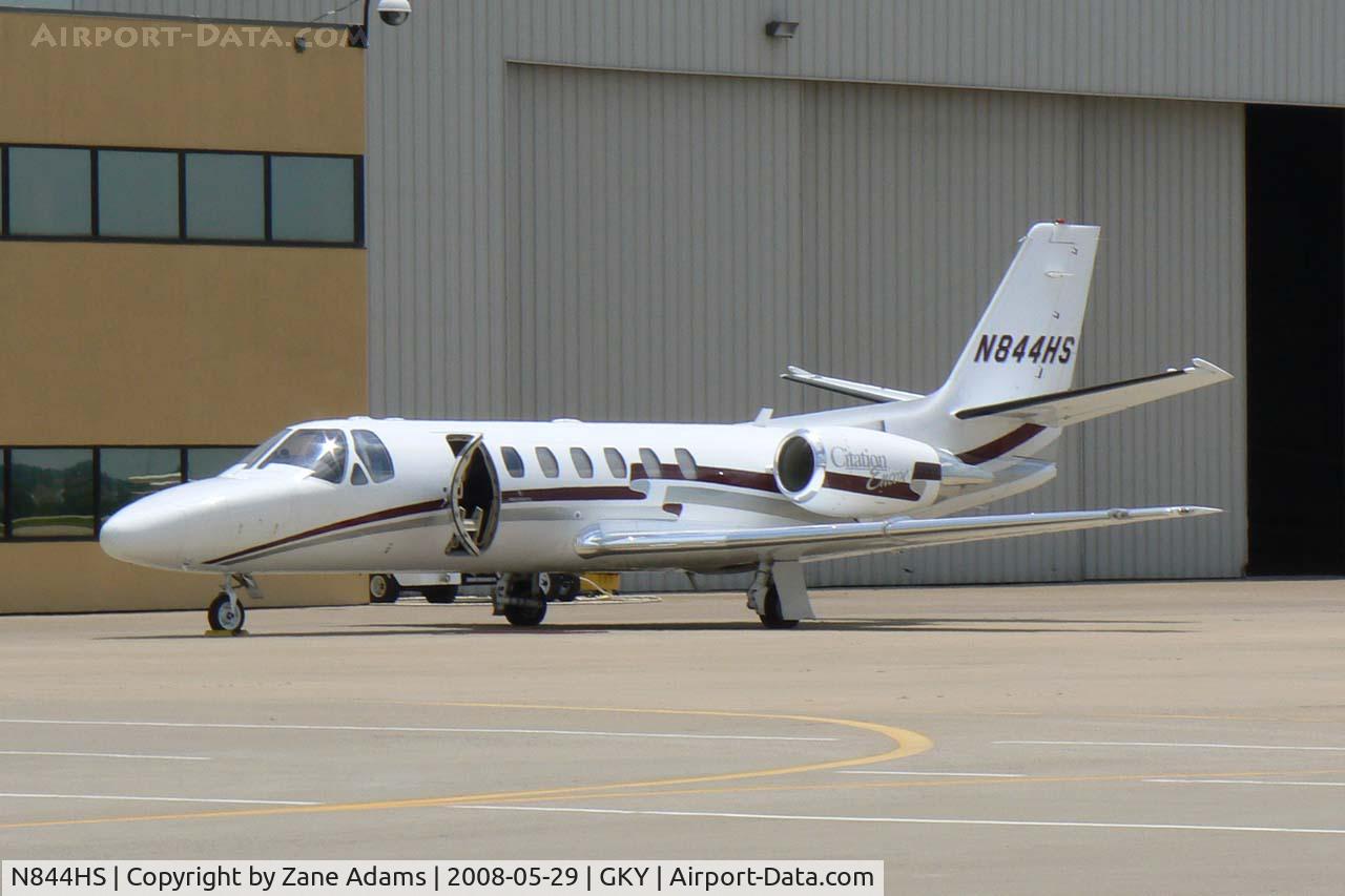 N844HS, 2002 Cessna 560 Citation Encore C/N 560-0596, At Arlington Municipal