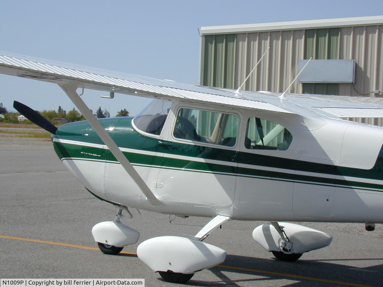 N1009P, 1958 Cessna 182A Skylane C/N 34994, Front left view