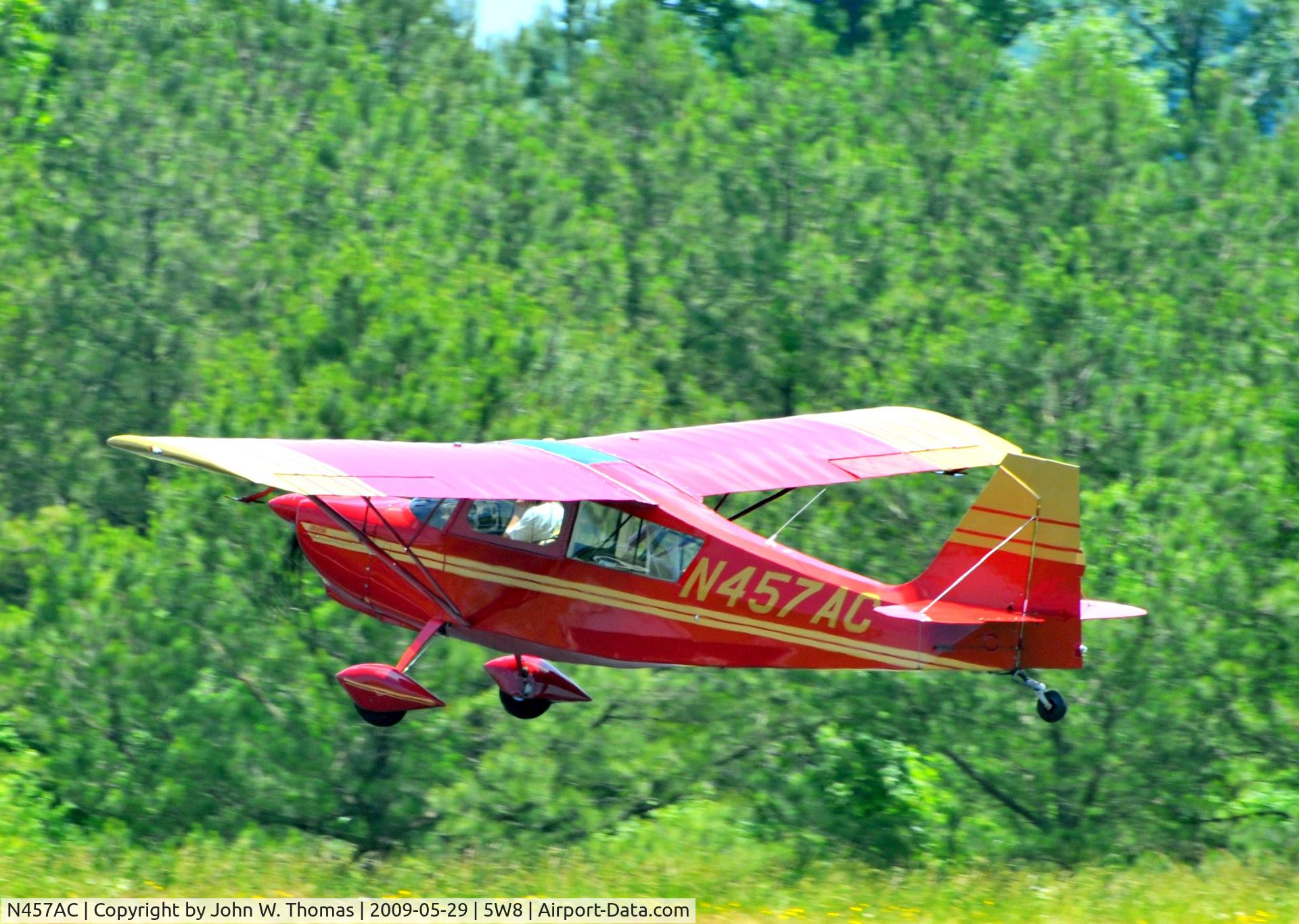 N457AC, 1999 American Champion 7GCAA Citabria C/N 414-99, Departing runway 4