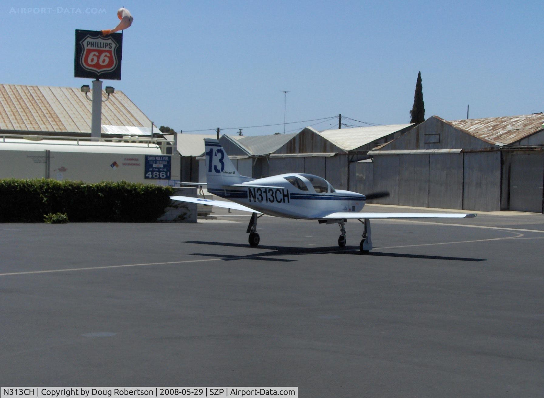 N313CH, 1991 Stoddard-Hamilton Glasair SH-3R C/N 3017, 1991 Hautamaki GLASAIR III SH-3R, Lycoming IO-540, Vicki's 'Cruse Missile' Sport Class Reno racer, taxi to refuel
