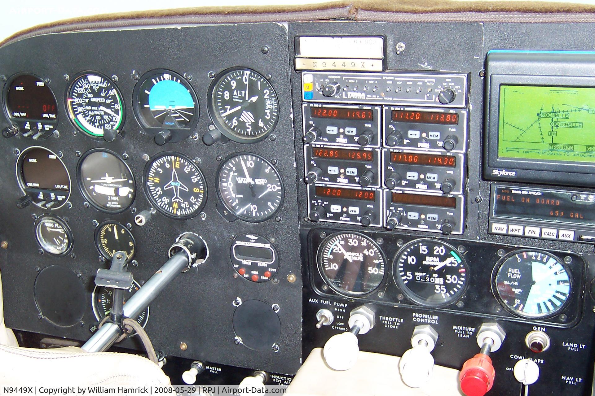 N9449X, 1961 Cessna 210A C/N 21057749, Cockpit of C-210A