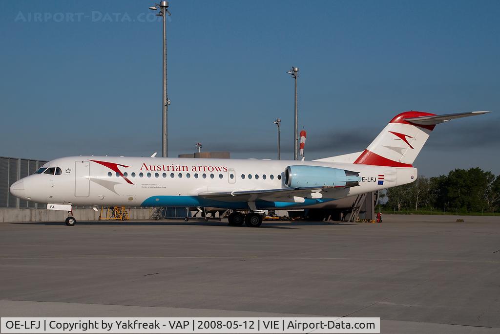 OE-LFJ, 1995 Fokker 70 (F-28-0070) C/N 11532, Austrian Arrows Fokker 70