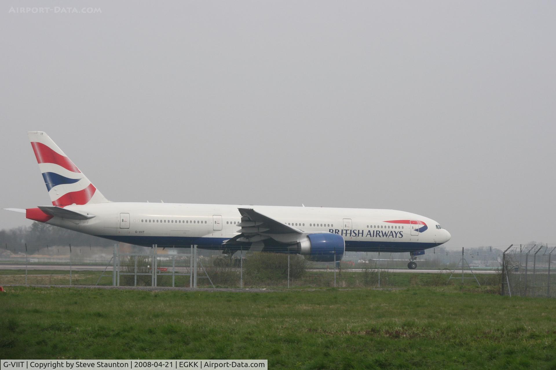 G-VIIT, 1999 Boeing 777-236 C/N 29962, Gatwick Airport 21/04/08 (married 19/04/08 - spotting two days later)