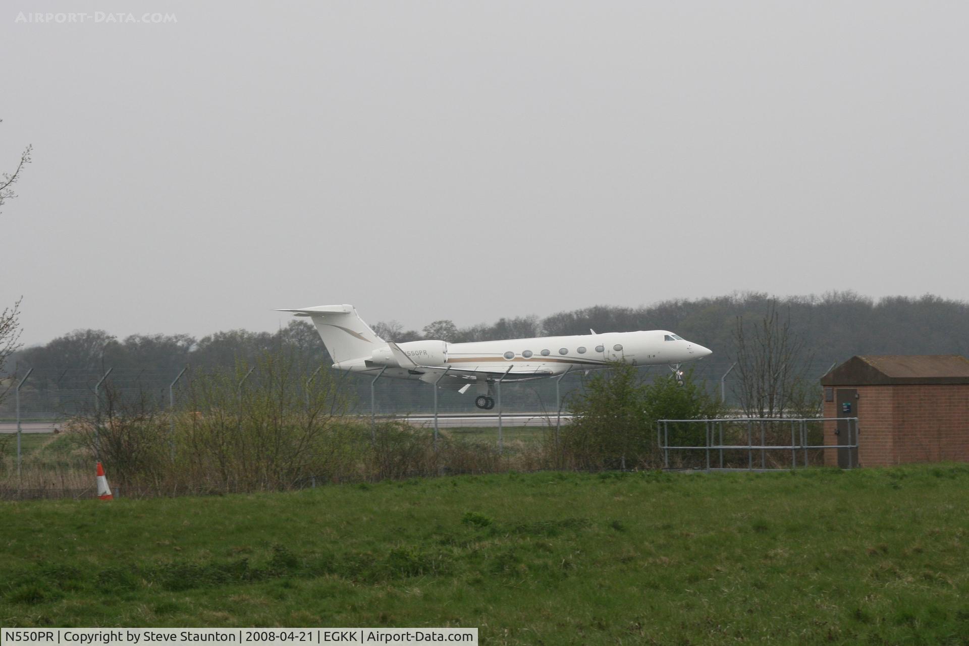 N550PR, 2006 Gulfstream Aerospace GV-SP (G550) C/N 5121, Gatwick Airport 21/04/08 (married 19/04/08 - spotting two days later)