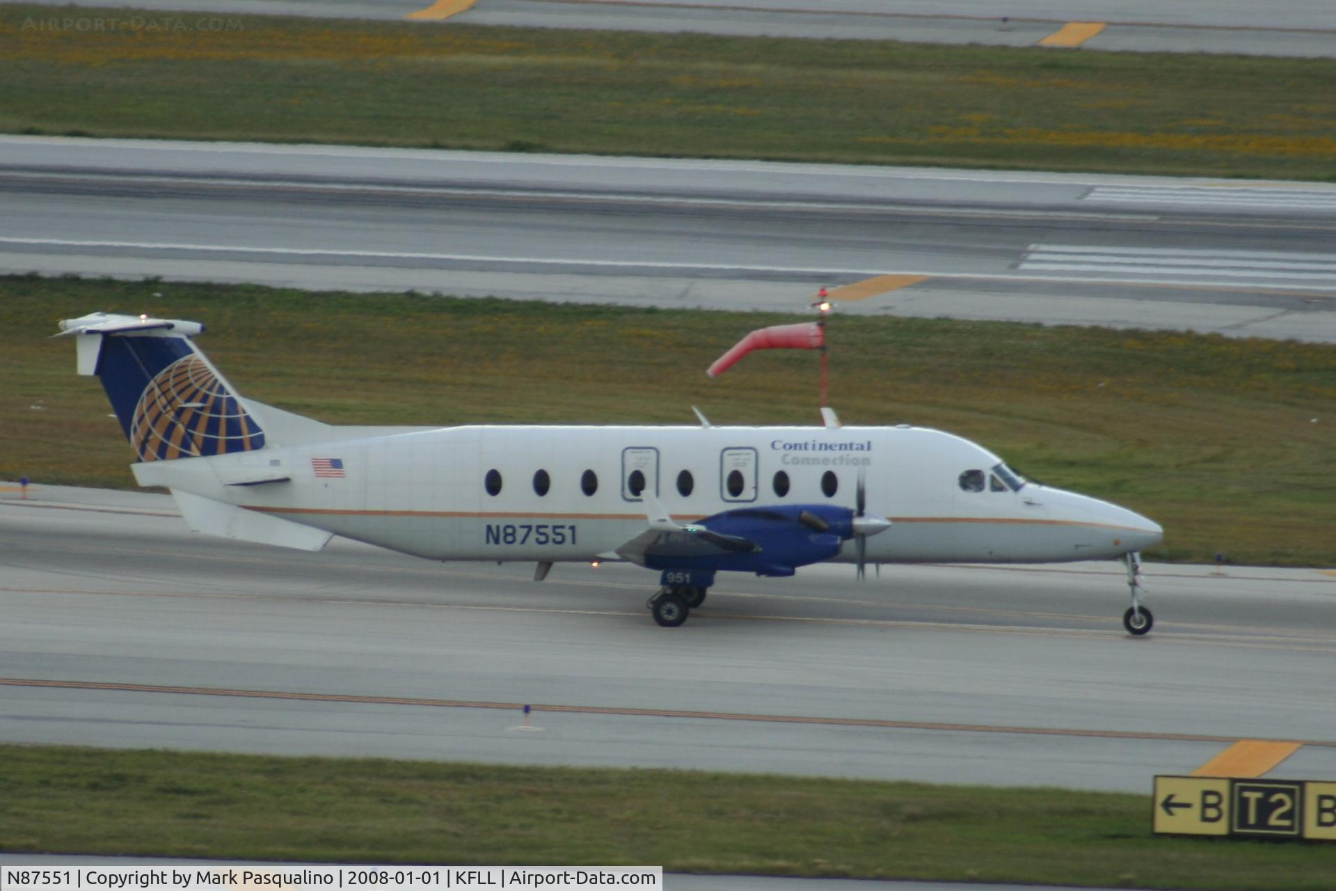 N87551, 1996 Beech 1900D C/N UE-206, Beech 1900D