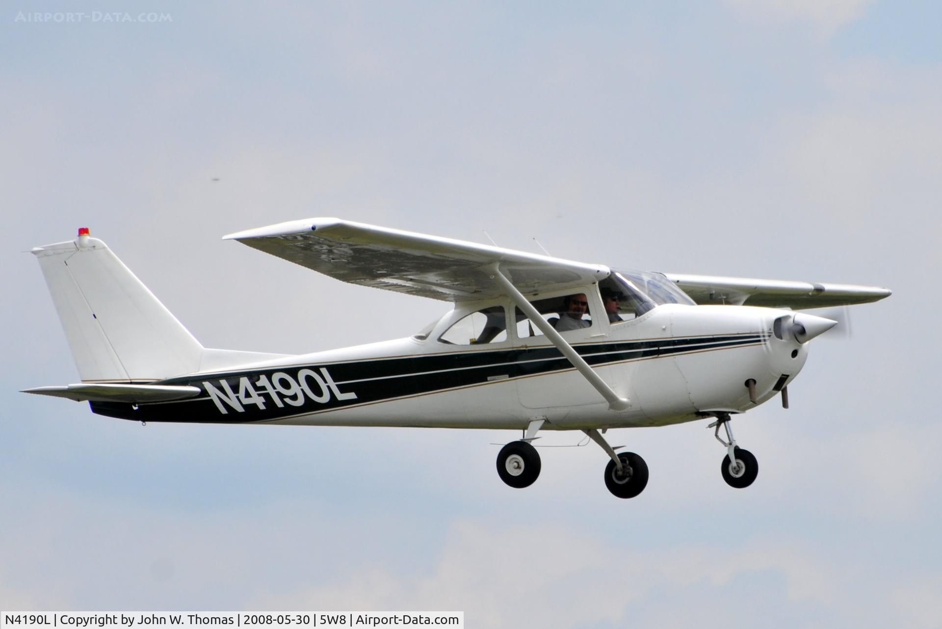 N4190L, 1966 Cessna 172G C/N 17254259, Departing runway 22