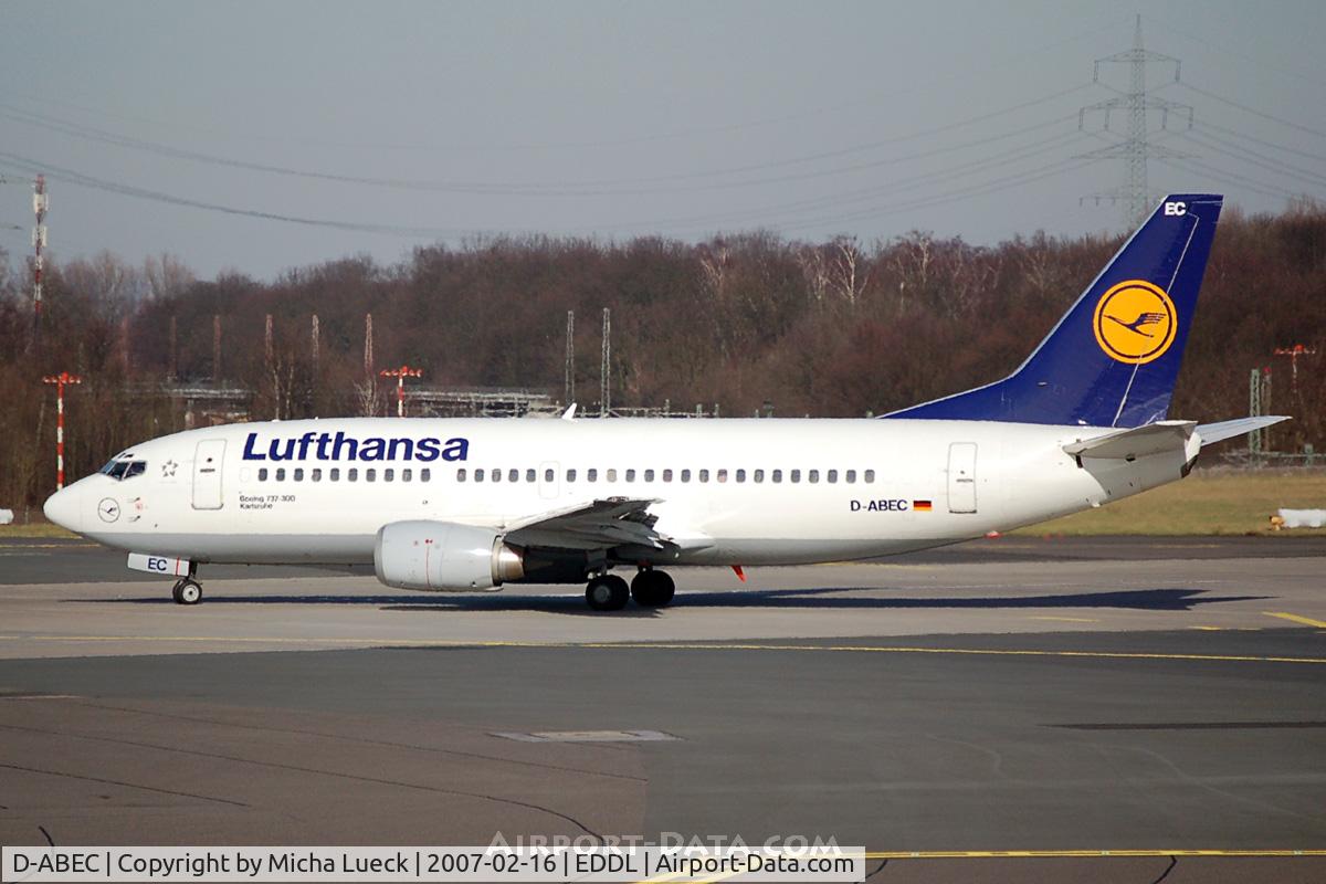 D-ABEC, 1991 Boeing 737-330 C/N 25149, Lining up for take-off