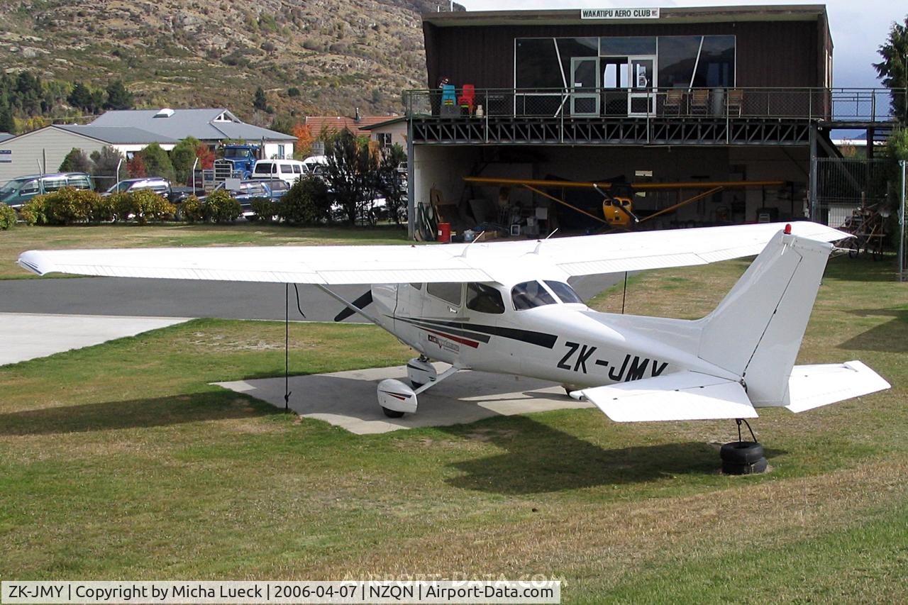 ZK-JMY, Cessna 172S C/N 172S8764, In Queenstown