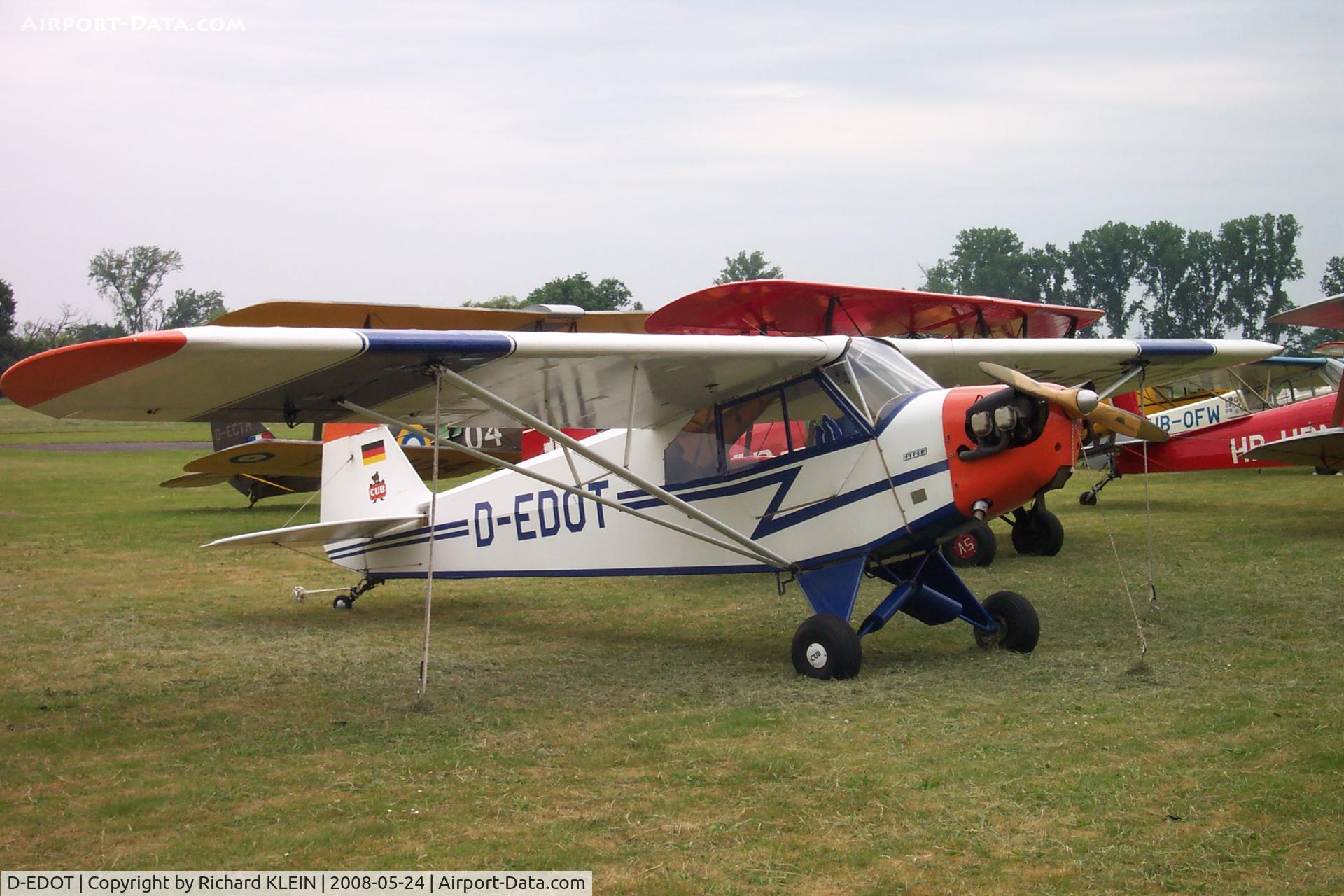 D-EDOT, Piper J3C-65 Cub Cub C/N 11843, Kehl airschow 2008