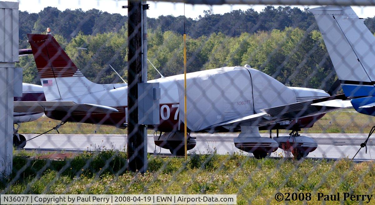 N36077, 1978 Piper PA-28-181 C/N 28-7890492, On the GA ramp