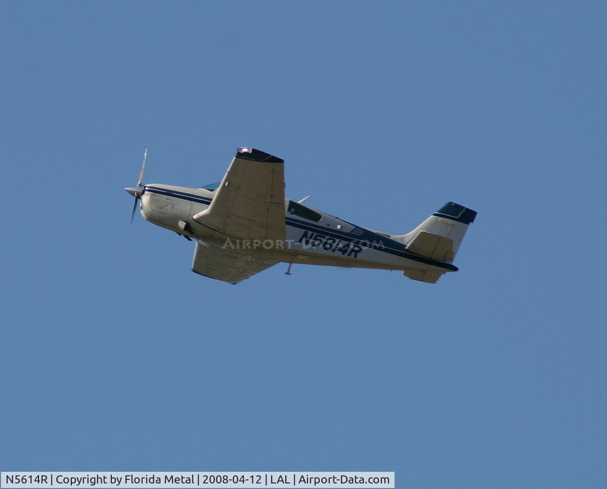 N5614R, Beech F33A Bonanza C/N CE-1414, Beech F33A