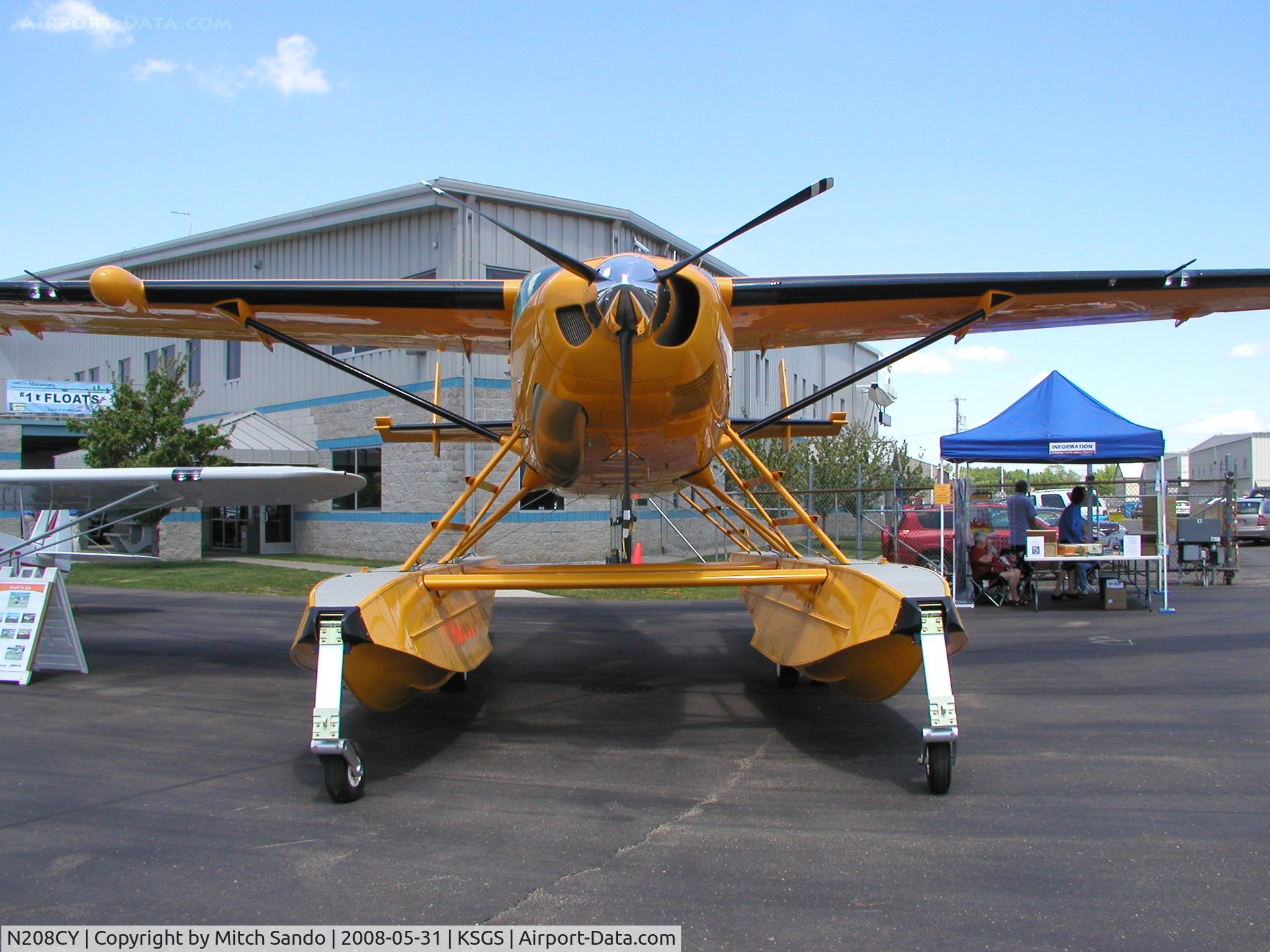 N208CY, 2008 Cessna 208 Caravan I C/N 20800420, Fleming Field Fly-In 2008.