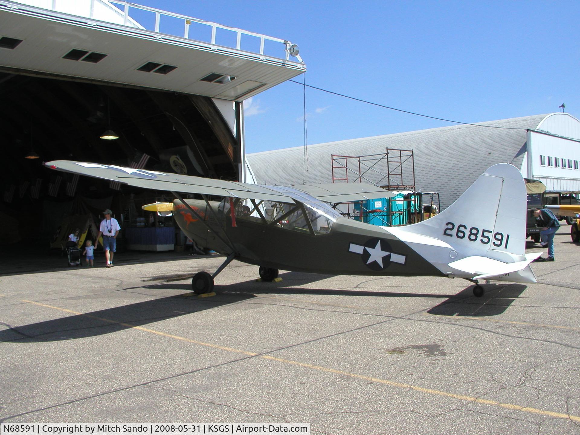 N68591, Stinson L-5 Sentinel C/N 42-98667 (76-908), Fleming Field Fly-In 2008.