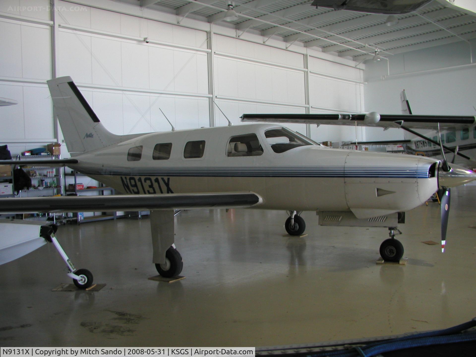 N9131X, 1987 Piper PA-46-310P Malibu C/N 4608083, Fleming Field Fly-In 2008.
