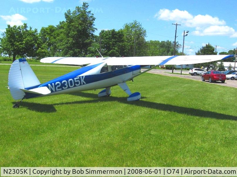 N2305K, 1947 Luscombe 8E Silvaire C/N 5032, In the grass at Mt. Victory, OH