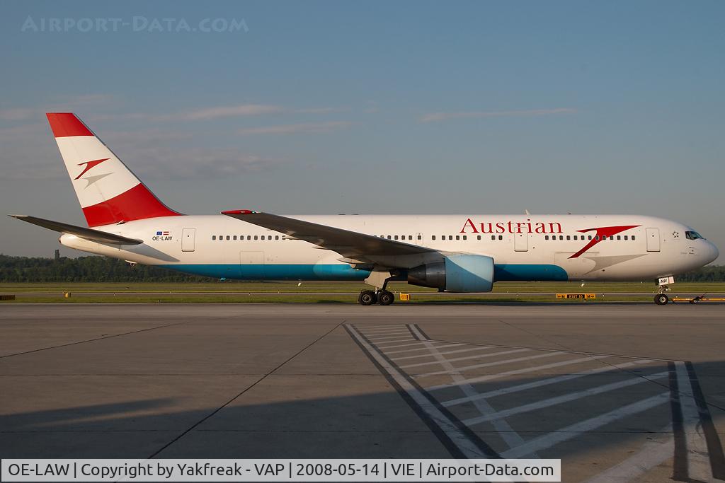 OE-LAW, 1992 Boeing 767-3Z9/ER C/N 26417, Austrian Airlines Boeing 767-300