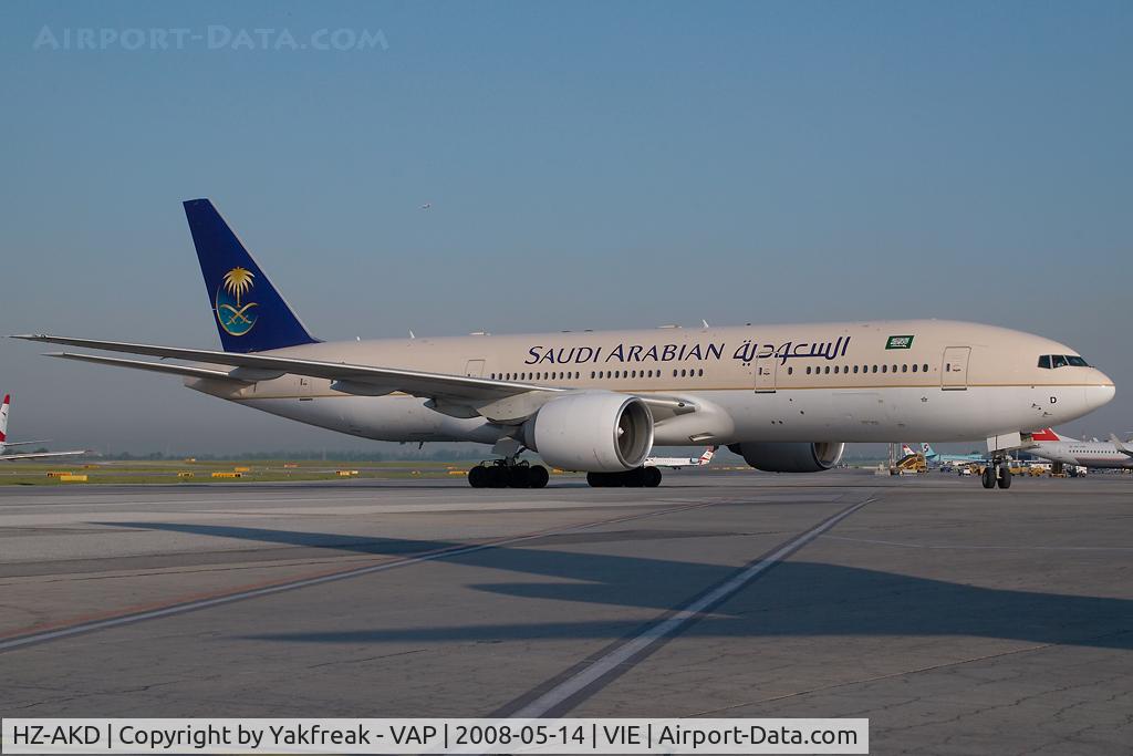 HZ-AKD, 1997 Boeing 777-268/ER C/N 28347, Saudia Boeing 777-200
