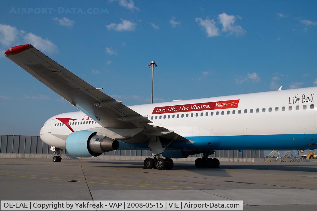 OE-LAE, 2000 Boeing 767-3Z9/ER C/N 30383, Austrian Airlines Boeing 767-300