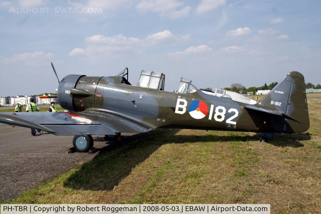 PH-TBR, 1943 Noorduyn AT-16 Harvard IIB C/N 14A-808, 18 th Antwerp Stampe Fly in.Back in K.Lu colours B-182.