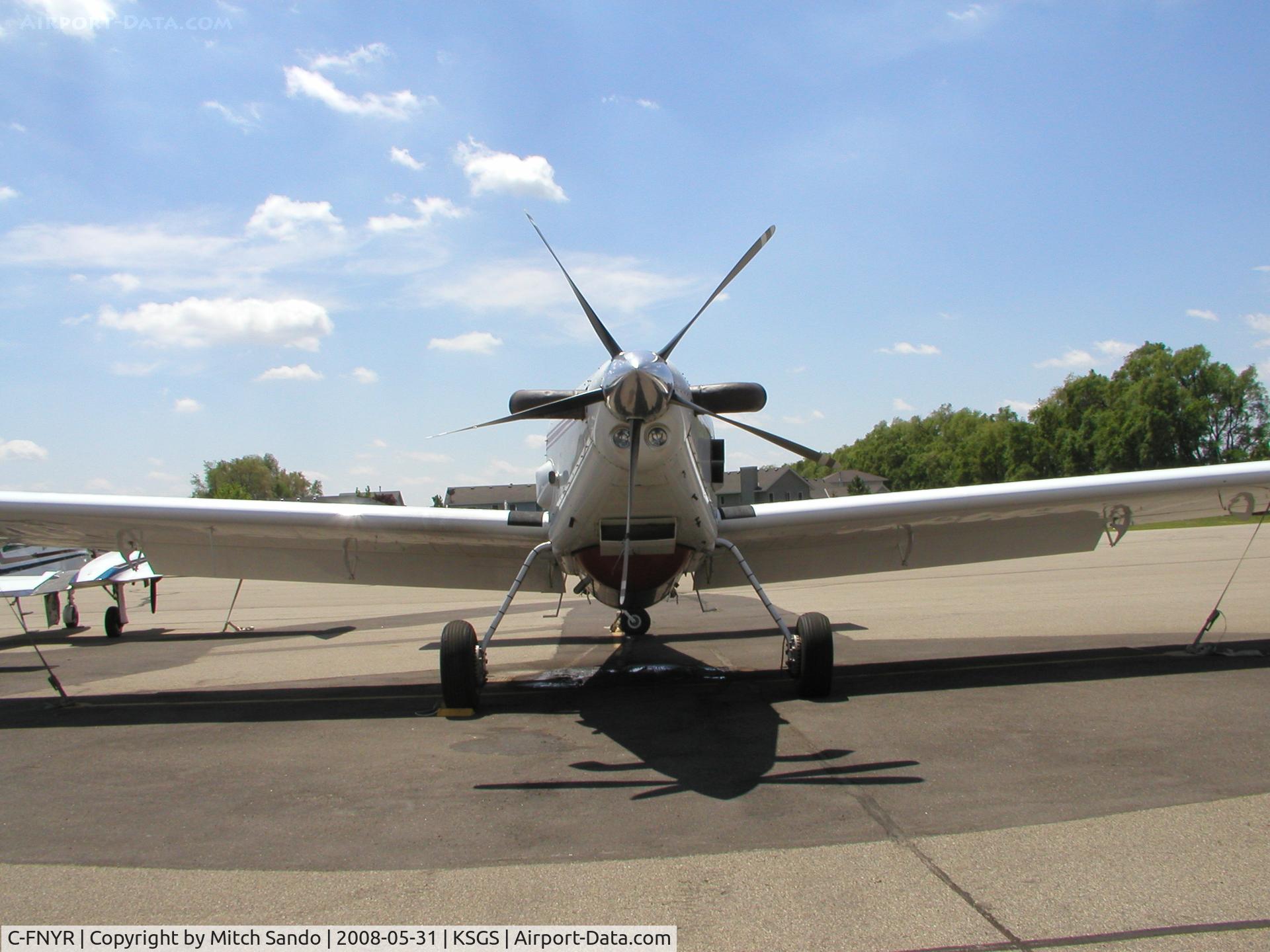 C-FNYR, 1992 Air Tractor AT-802A C/N 802A-0003, Fleming Field Fly-In 2008.