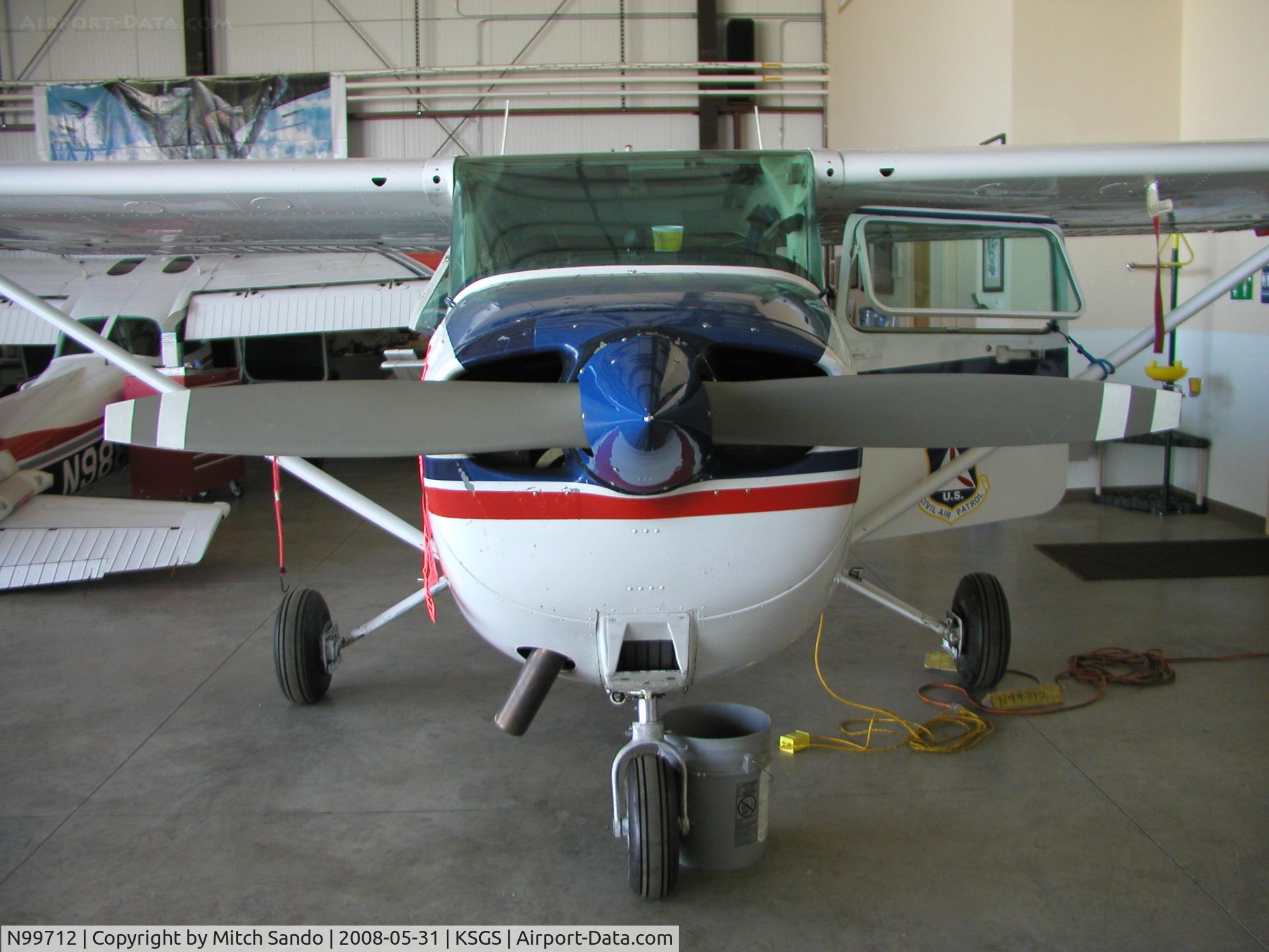 N99712, 1985 Cessna 172P C/N 17276499, Fleming Field Fly-In 2008.