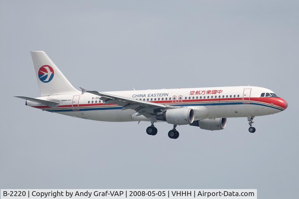 B-2220, 2001 Airbus A320-214 C/N 1542, China Eastern A320