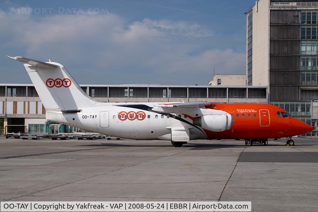 OO-TAY, 1993 British Aerospace BAe.146-200QC C.3 Quick Change C/N E2211, TNT Bae146
