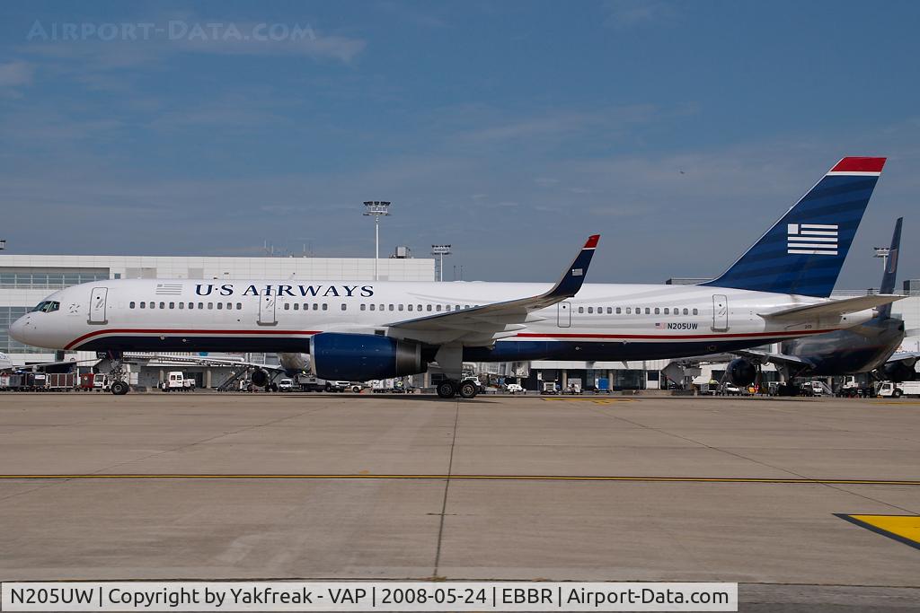 N205UW, 2000 Boeing 757-23N C/N 30887, US Airways Boeing 757-200