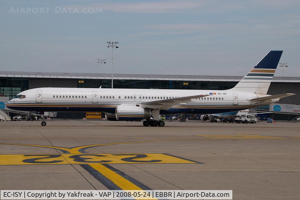 EC-ISY, 1993 Boeing 757-256 C/N 26241, Priviledge Boeing 757-200