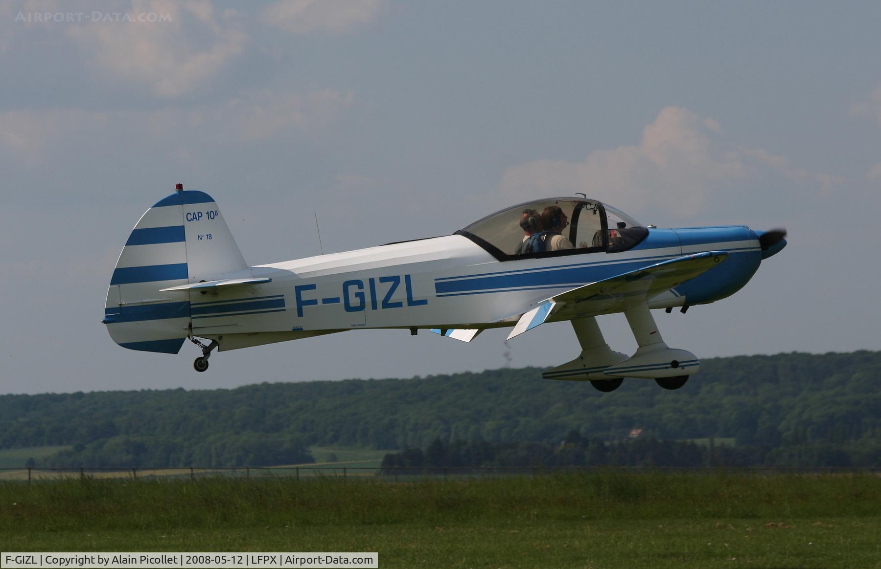 F-GIZL, 1972 Mudry CAP-10B C/N 18, landing