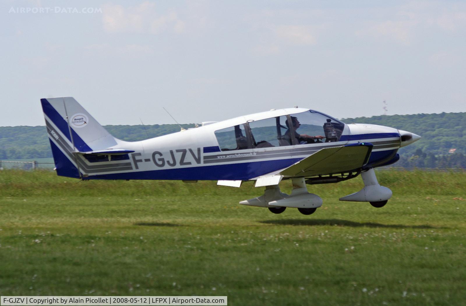 F-GJZV, Robin DR-400-160 Chevalier C/N 2032, landing