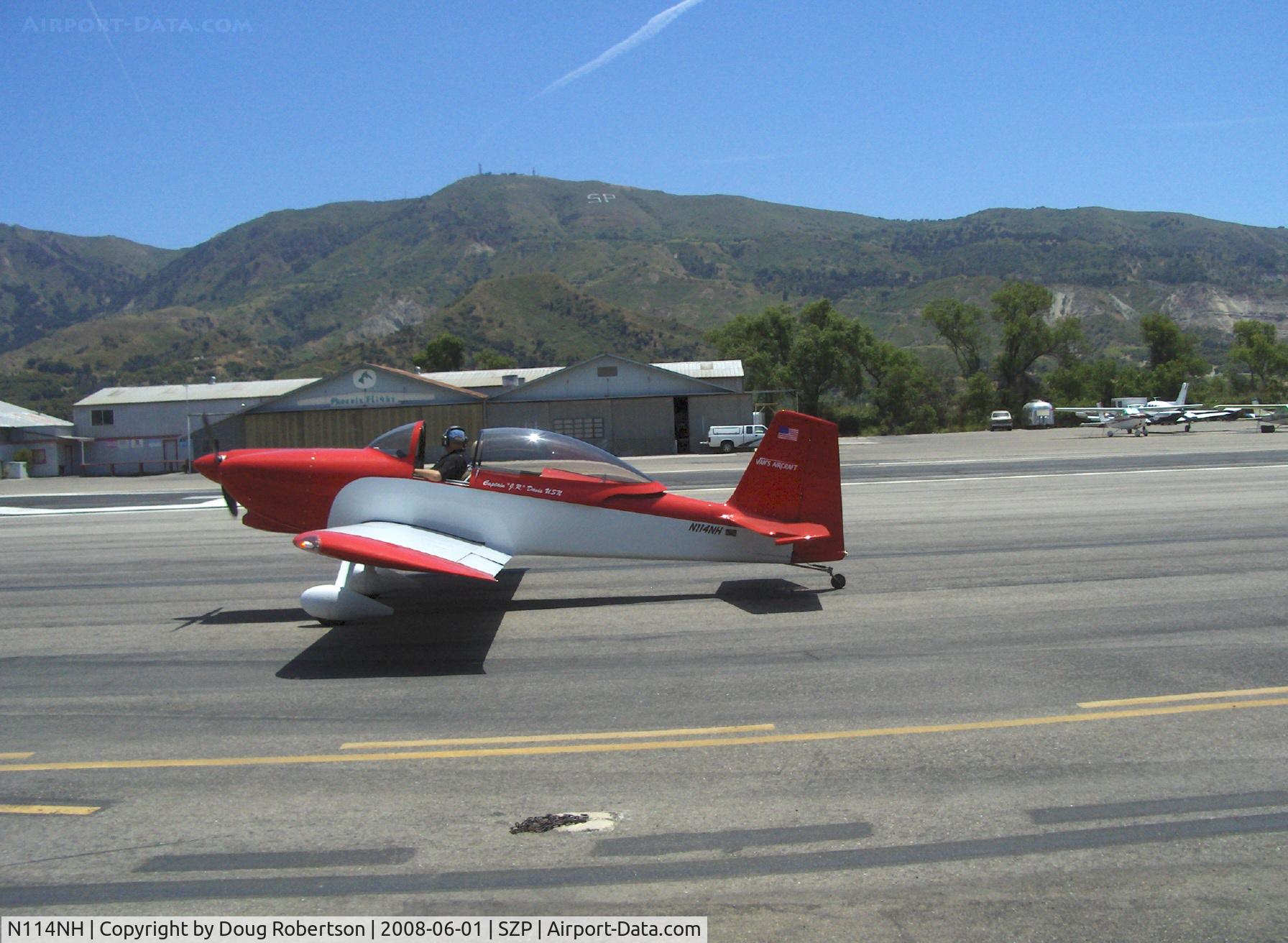 N114NH, Vans RV-8 C/N 82137, 2007 Davis VAN's RV-8, taxi to Rwy 22