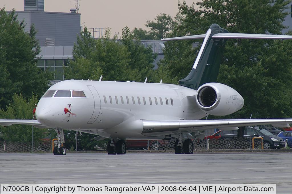 N700GB, 2003 Bombardier BD-700-1A10 Global Express C/N 9124, AVN Air Bombardier Globalexpress