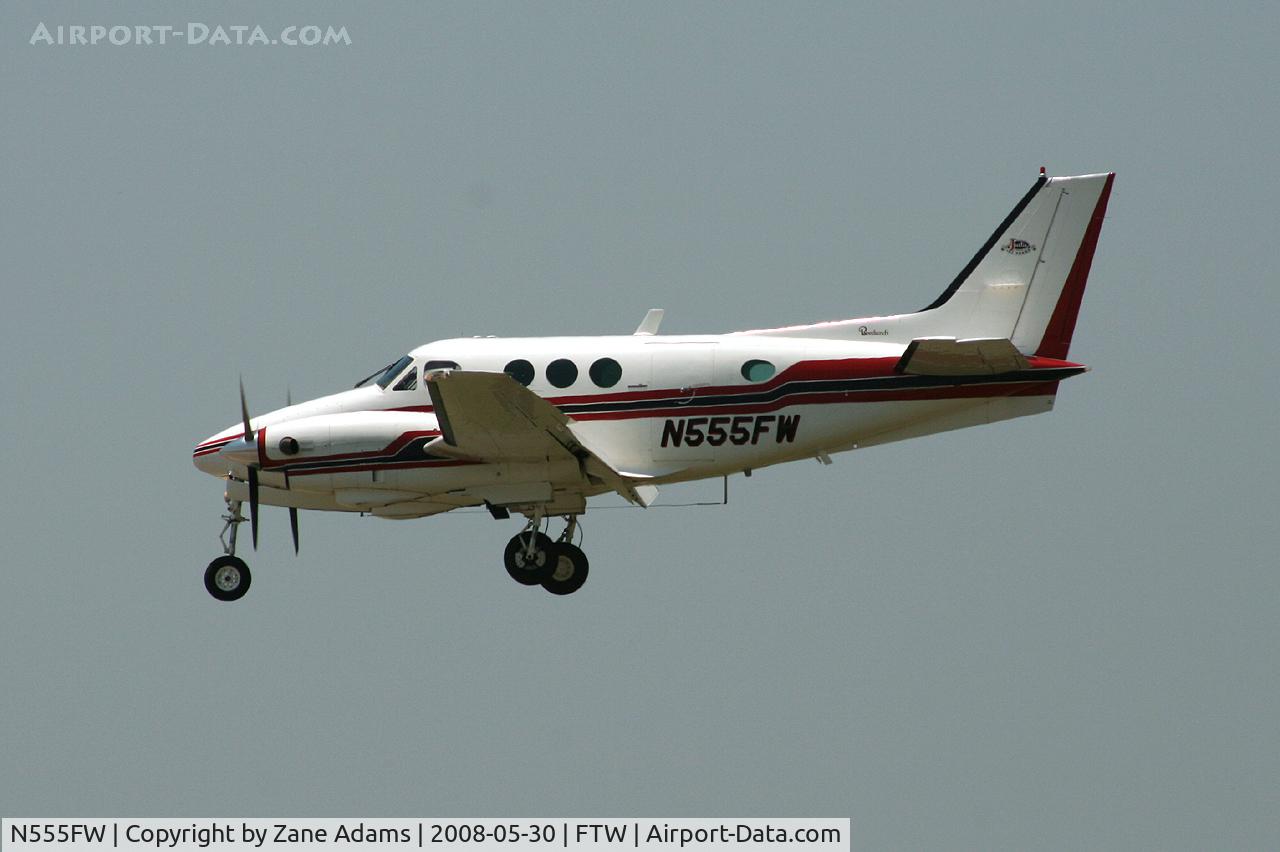 N555FW, 1977 Beech E-90 King Air C/N LW-248, At Meacham Field