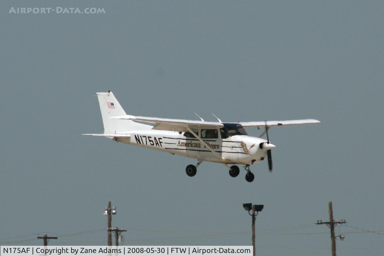 N175AF, 2003 Cessna 172R C/N 17281175, At Meacham Field