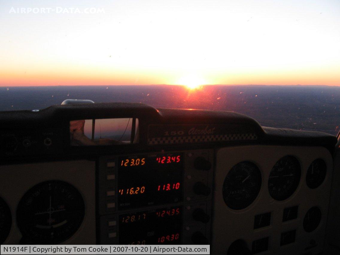 N1914F, 1966 Cessna A150M Aerobat C/N 15064970, sunset from the Aerobat