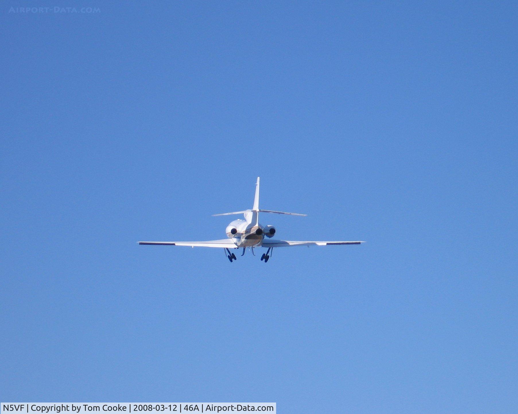 N5VF, 1986 Dassault-Breguet Falcon 50 C/N 166, gear in transit