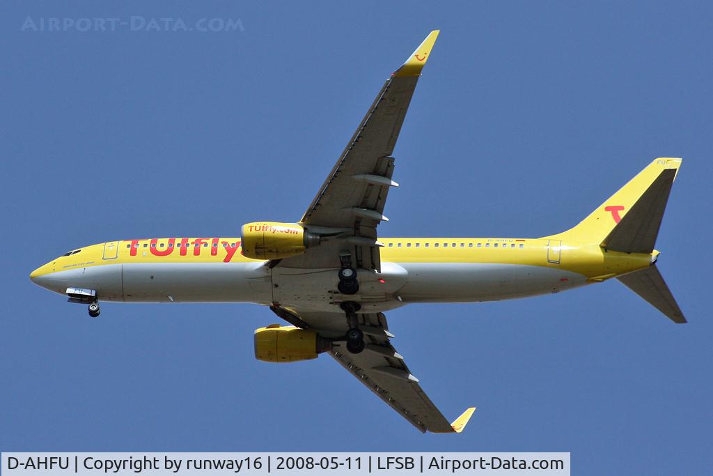 D-AHFU, 2000 Boeing 737-8K5 C/N 30414, landing on rwy 34