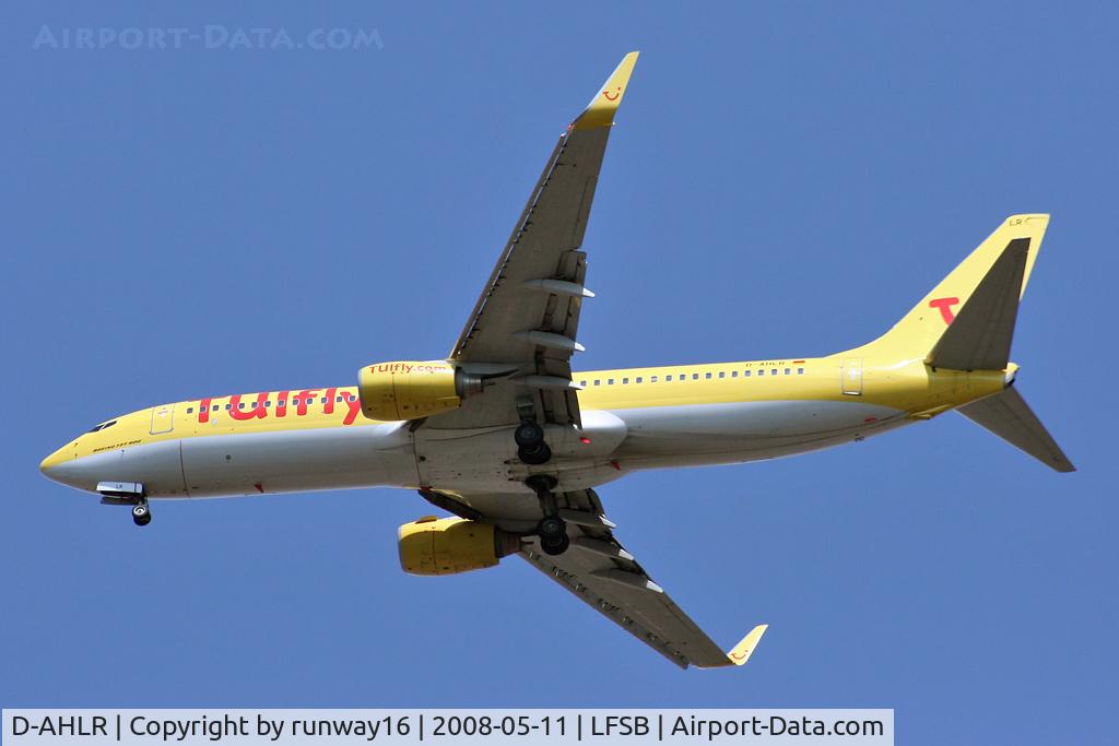 D-AHLR, 2002 Boeing 737-8K5 C/N 32907, landing on rwy 34