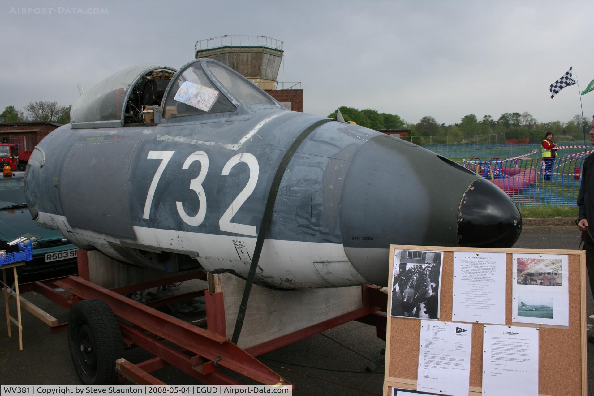 WV381, Hawker Hunter GA.11 C/N 41H/670827, Taken at Abingdon Air & County Show 2008 in aid of the Thames Valley and Chiltern Air Ambulance (http://www.abingdonfayre.com/)