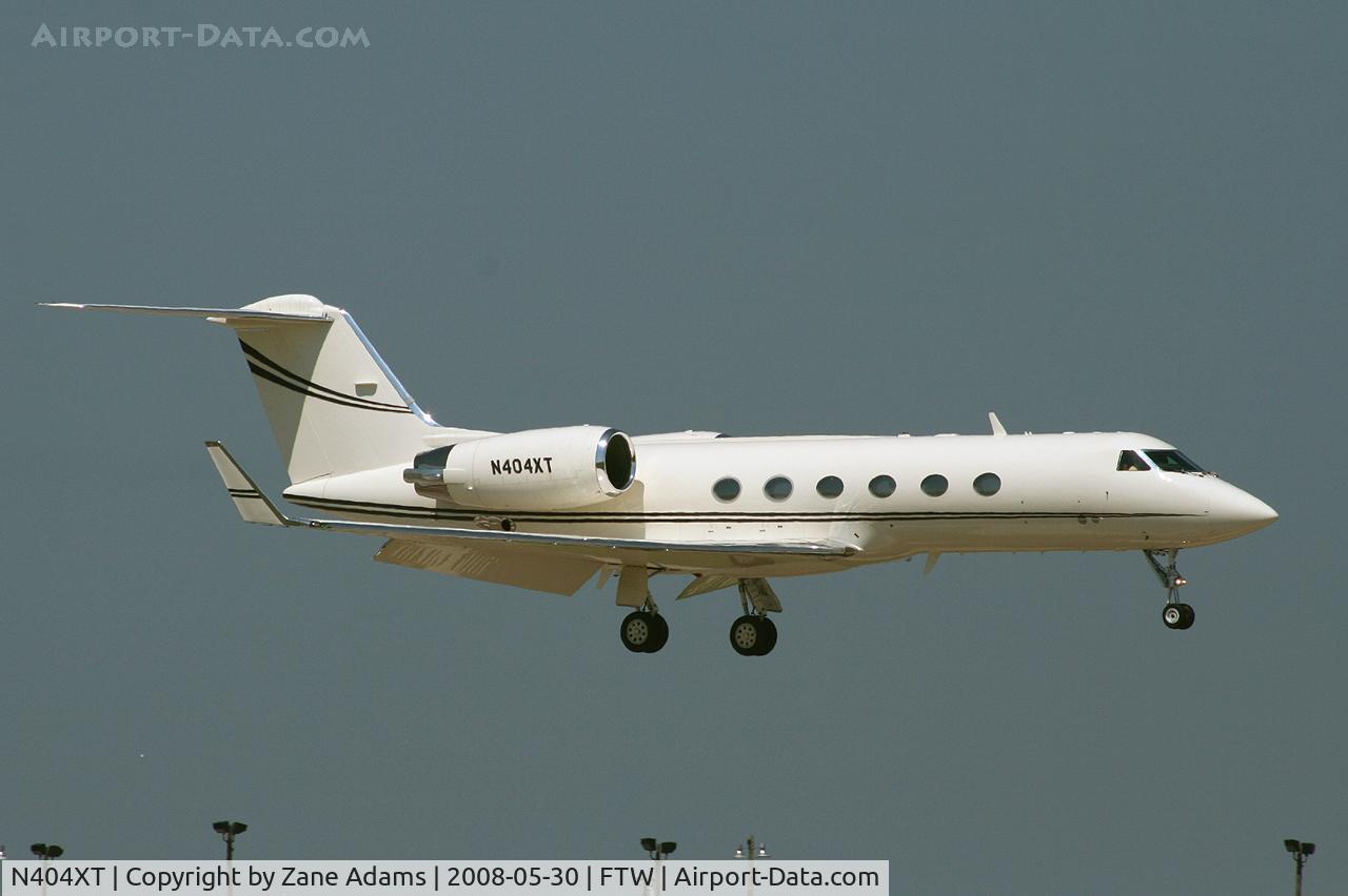 N404XT, 1999 Gulfstream Aerospace G-IV C/N 1366, At Meacham Field